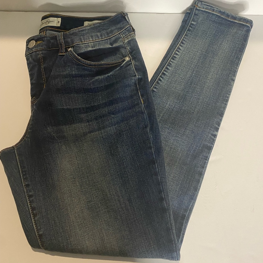 Jessica Simpson Jeans 6P Forever rolled ankle
